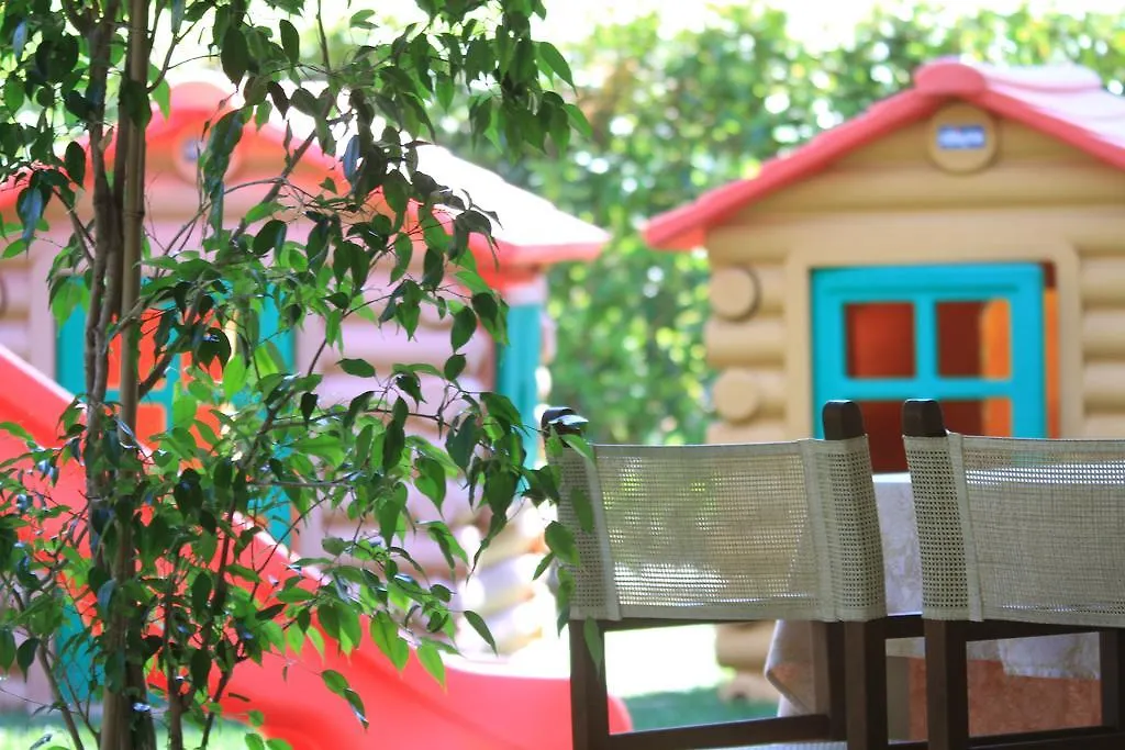 Raffaelli Villino Limoni Bed & Breakfast Forte dei Marmi 0*,  Italy